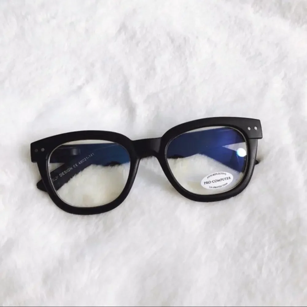 Stylens horn rimmed